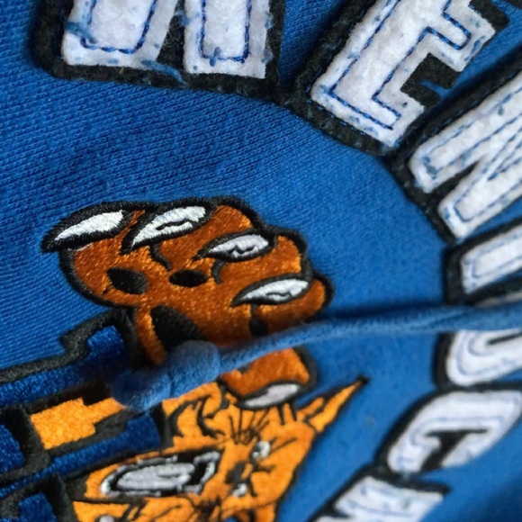 NCAA Kentucky Wildcats College Football Basketball Men’s/Women’s Hoodie - Picture 4 of 4